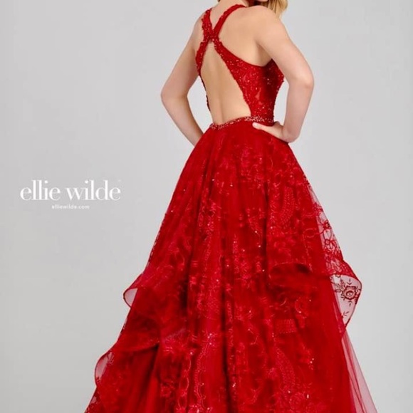 red grad dress - Picture 3 of 6